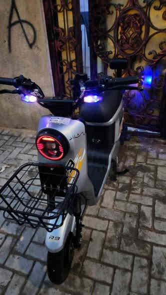 ار ٩ ريان للبيع
مابيها اي عطل فقط الرقبه ينراد الها ضب وماعرف اسويها
السعر ٣٨٠وبيها مجال. ***********رقمي واتساب فقط.
