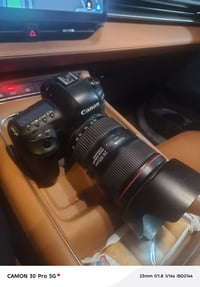 CANON 5D MARK IV كاميرا مع العدسة فقط بدون شاحنة  بدون جنطة بدون كارتو...