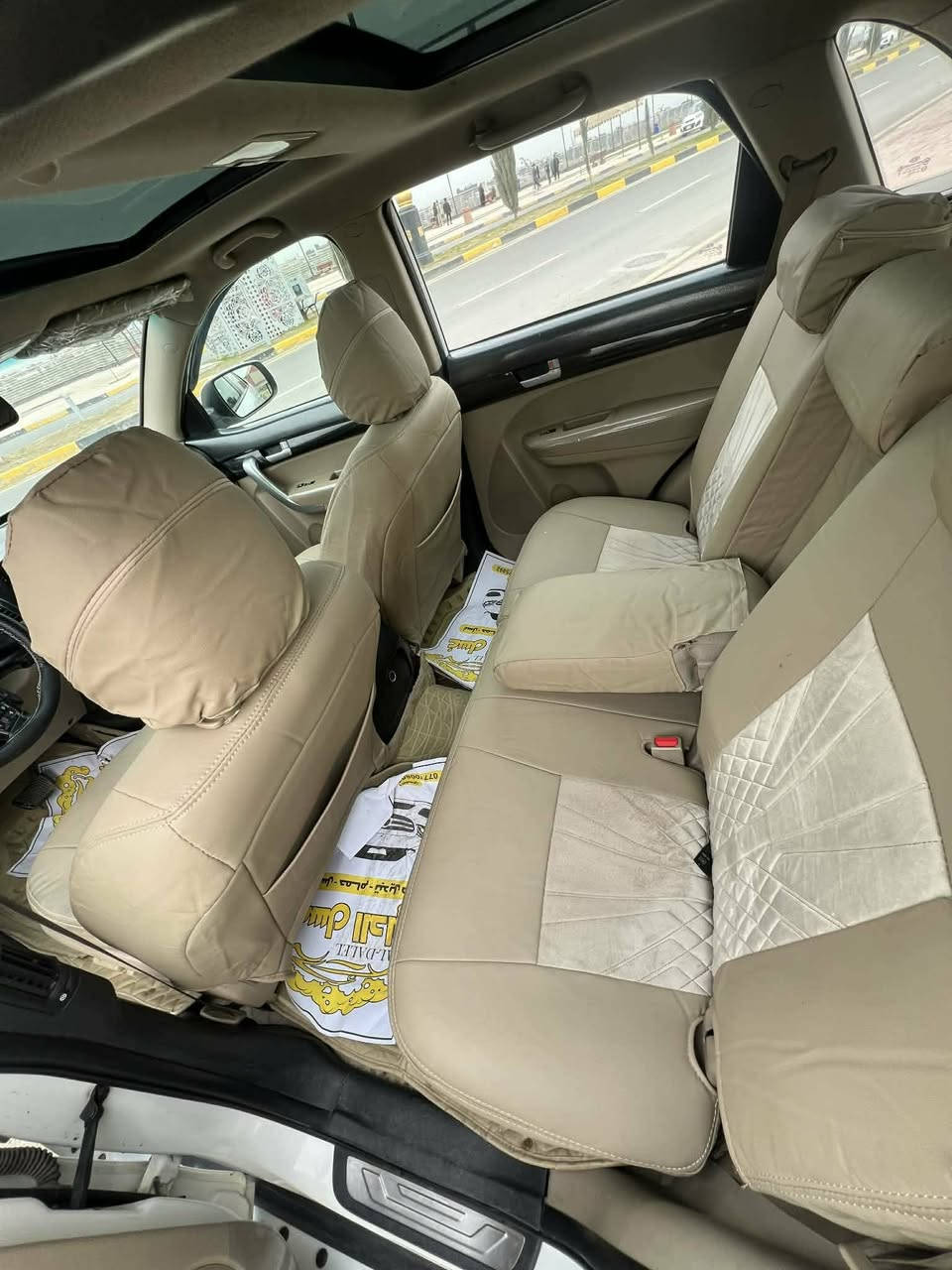 سورنتو 2012 V6 للبيع 
المواصفات 

تحكم كشنات 

يدات كروم 

7 راكب 

رقم اربيل 

بنراما 

شفط امرايات 

تحكمات استيرن 

الضرر فقط بوند صبغ بدون دواخل او شواصي مكفوله السياره من الدعاميه للدعاميه 
رقم التواصل : *********** 
السعر 165$
