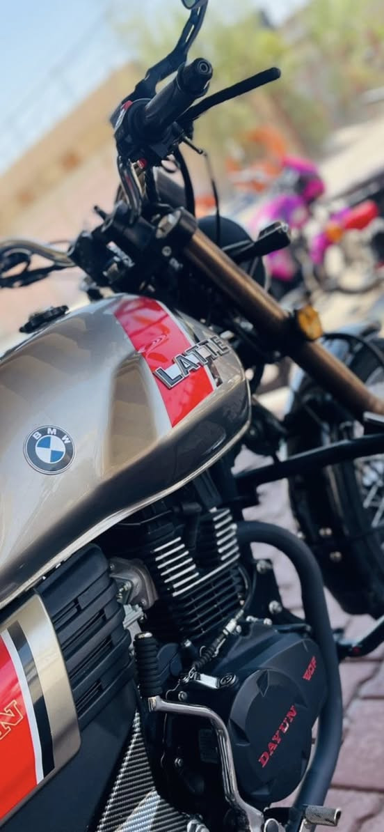 السلام عليكم ورحمة الله 🫡
دايوان لايتي للبيع او مراوس #مرقم ديالى مشروع وطني 

                 بإسمي شرط التحويل 👥

موديل 2022 برغي ما نقصها ولا مفتوح منها 
#عنوان ديالى الخالص قرب فلكة مصطفى جواد 
أي ستفسار اكثر اتصل   ***********   ***********
