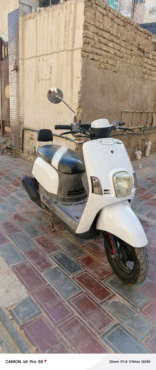 دراجه نوزل مكفوله من كلشي مامفتوح بيه برغي كهربائيات كله شغاله نكره سلف السعر 750 وبيه مجال ***********
