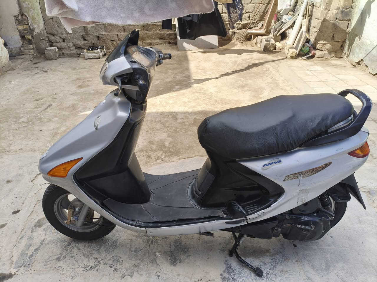 السلام عليكم دراجه فراشه شوفت عينكم سلف هندر شغال السعر خاص ***********
