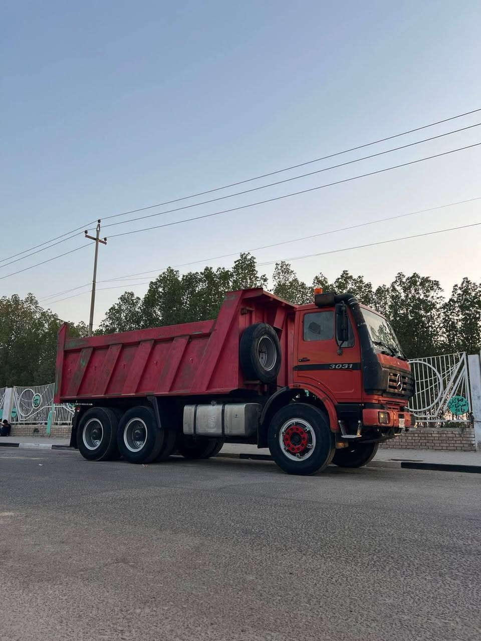 سلام عليكم سياره للبيع البي الماني امتياز تركي مكفوله من الفتح والصبغ مكينه وقماره ومجموعه مجموعه نص GF. ام القيطان حديث بوربرن جبير  كير 150 مكينه 6 سوبر الحجم كامله تخم تاير  31 30 رقم بصره
للاستفسار اتصال عله رقم  ‏‪***********‬‏
