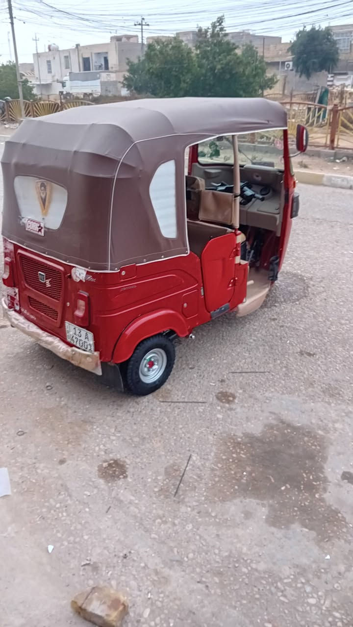 تكتك فراش دوشمه مسجل مضغم تاير جبلي 

تكتك مال جناي وجديده 

مكينه لاتنقيص لاتبخير 

المكان المجر الكبير 

السعر ٨ ونص وبيها مجال للشراي 

الاستفسار ‎0781 451 5169
