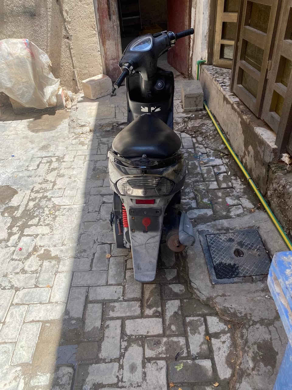 سلام عليكم دراجه ماكس عدله كفرات بلاديه شلعة معدل شك العاع مكينه خرسه نكرة سلف هندر كهربائيات كله شغاله مكاني بغداد السعر ٨٥٠ بيه مجال جدا بسيط هاتف ***********
