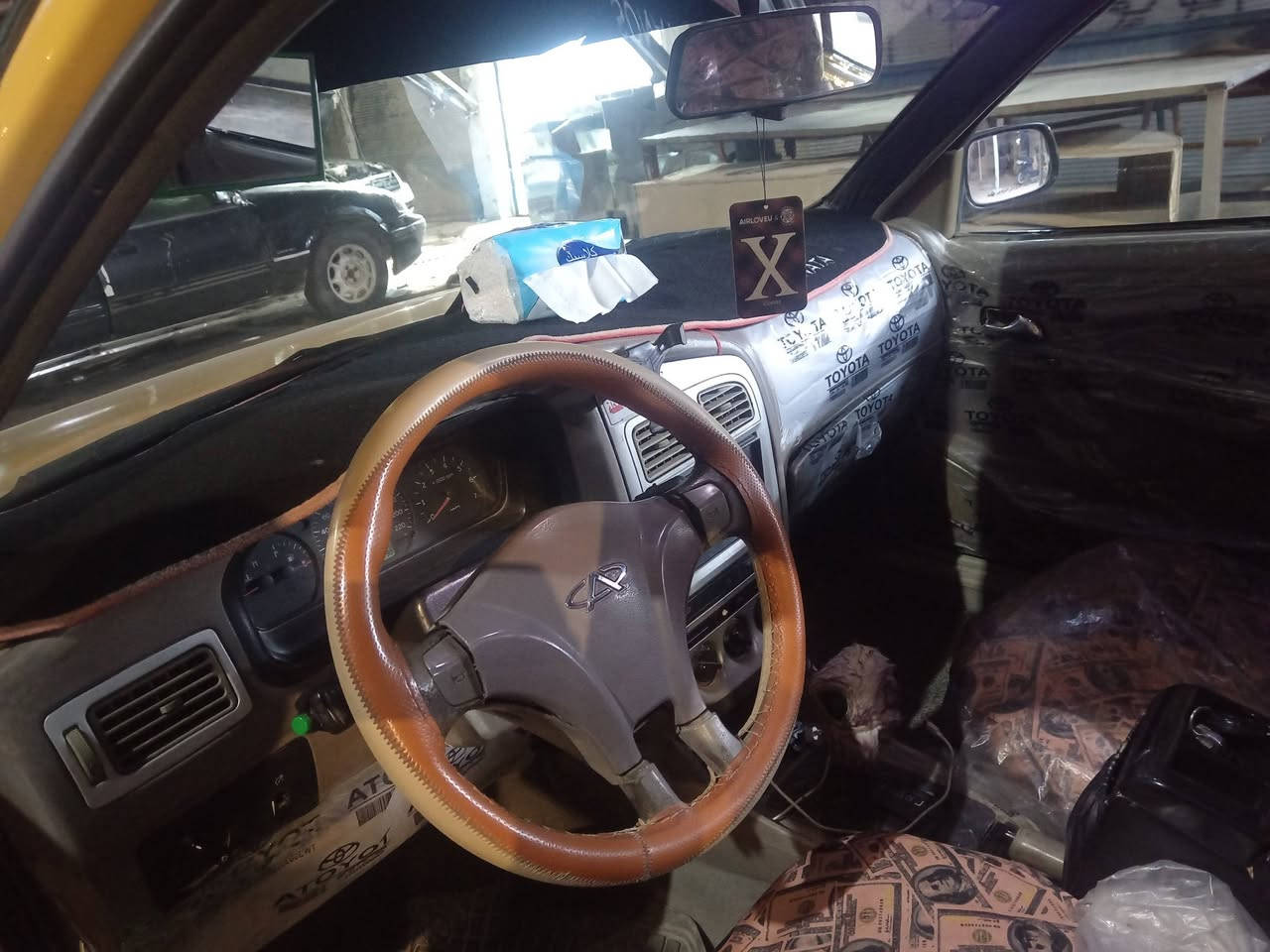 للبيع شيري كوين محوره بيكاجو سياره جاهزه تحويل ثاني يوم مصفره لسعر 40 وبيه حك لجيه *********** مكان الفلوجه
