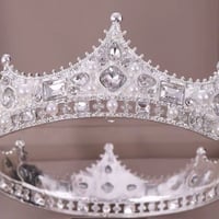 تاج • توصيل