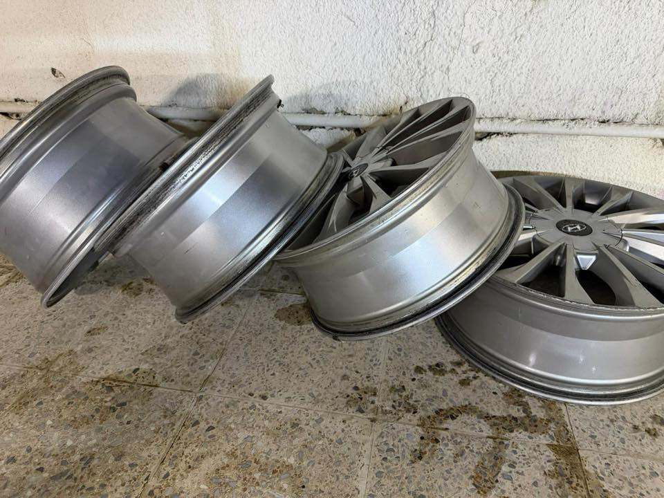 ويل سوناتا حجم 17 بلادي اصلي موديل 2016 نظيف جداً
سعر 500 الف وبي مجال
الاتصال ***********
المكان الكرادة
