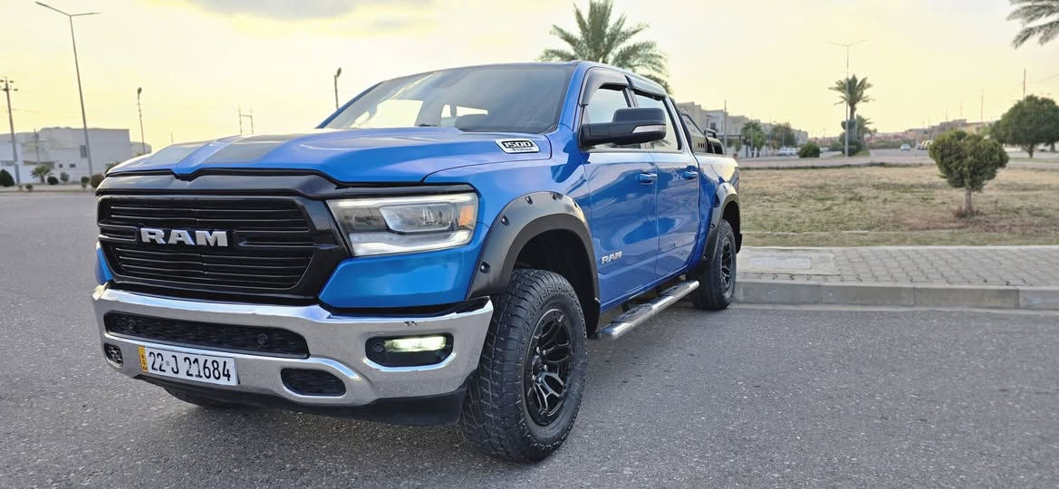 السلام عليكم
باب جبير بدي قصير ارغب شي بالسوك
بسعر مناسب جدا
‏2022
مكينة  6 سلندر نظام ايتورك
اقتصادي و قوي جدا 
ماشيه   50 الف mil 
السيارة  جديدة جدا 
رقم اربيل ب اسمي 
فحص و هزه جديد 
تخم تايرو ويل اوفرود
  زيرو و باتري جديد توني شادهن
مواصفات 
١- اوتو ستوب
٢-شاشه كبيره الشكل الجديد 
٣-مانع انزلاق
٤-مثبت سرعه
٥- حساسات خلفية
٦-مري قلاب 
٧-كيجات الموديل الجديد دجيتل 
٨-تدفئه كشنات 
٩-تدفئه ستيرن
١٠-شاشه تدعم الكار بلي ولاندرويد
١١- تخم تاير و يل جبلي جديد 
١٢-منافذ يو اسبي وتايبسي 
١٣-جامه الخلفيه كهربائيه
١٣- بدي قصير باب كبير 
١٤-تشغيل عن بعد 
١٥-دفع خلفي امامي
١٦-المرأة الداخليه تعتيم ذاتي 
١٧-البجم فول زنون 

حادث السيارة 
جاملغ و بنيد سطحي بدنه بلادي راديتر بلادي 

السعر 260 و بيها مجال بسيط 
مكان السيارة اربيل 
للتواصل ***********
