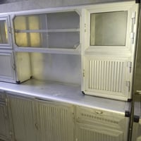 كاونتر مترين زائد سنك متر ونص الكاونتر مو بلاستك الامنيوم  ومكينه خياط...