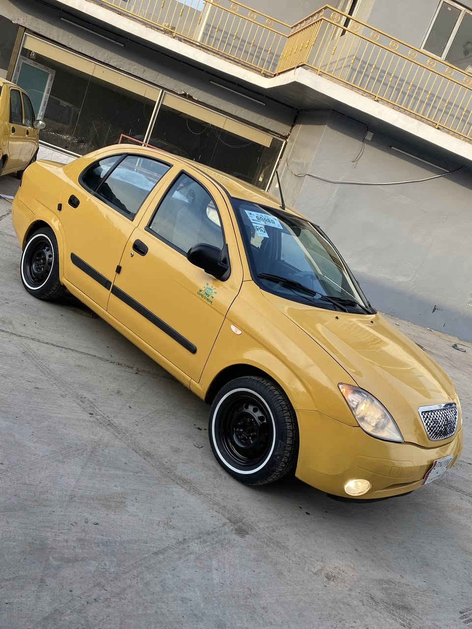 طيبه 2016رقم الماني سنويه لل 2027 طخم تاير جديد جامات كلها شغاله كلشي بيها شغال دوشمه جديده محرك بي بخار جاملج امامي مبدل صفحه السايق بس السياره بدون صبغ 
السعر 40وبيها مجال 
للاستفسار ***********
