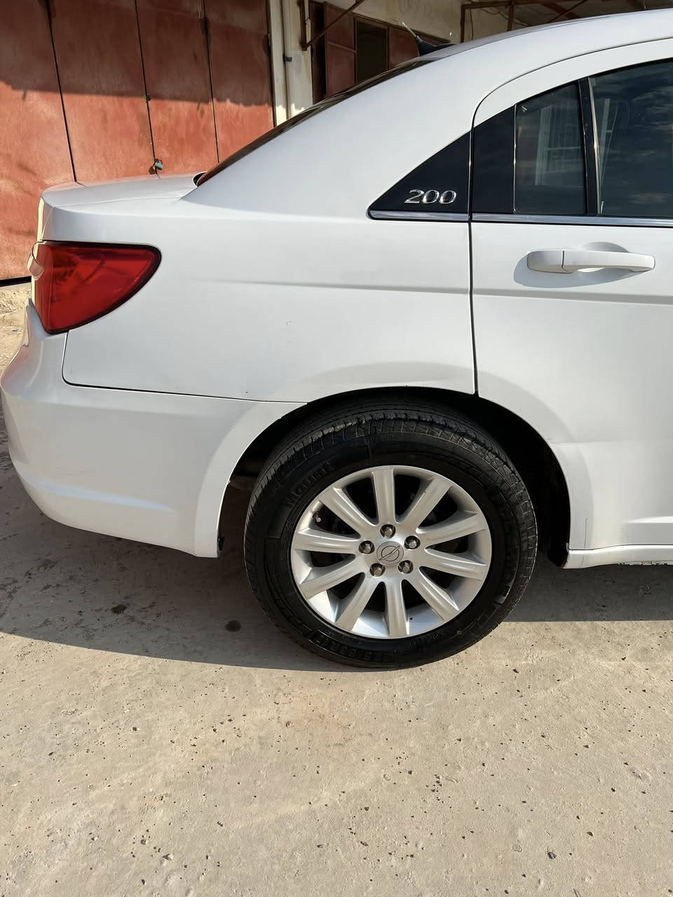 كرايسلر C200 2011 رقم جديد هزه جديد لي 2030 طخم امامي خلفي جديد تواير امامي جديد خلفي 80بالميه باتري جديد بطاقة كابون بيها ماستر داخل السياره نظيف بيها شبر جاملخ الامامي اليمين شبر صبغ وبيها تعديل بارد مكانين السعر 120وبيهامجال للطيبين وحديد مليان بسوك كلشي بحقو
***********
***********
