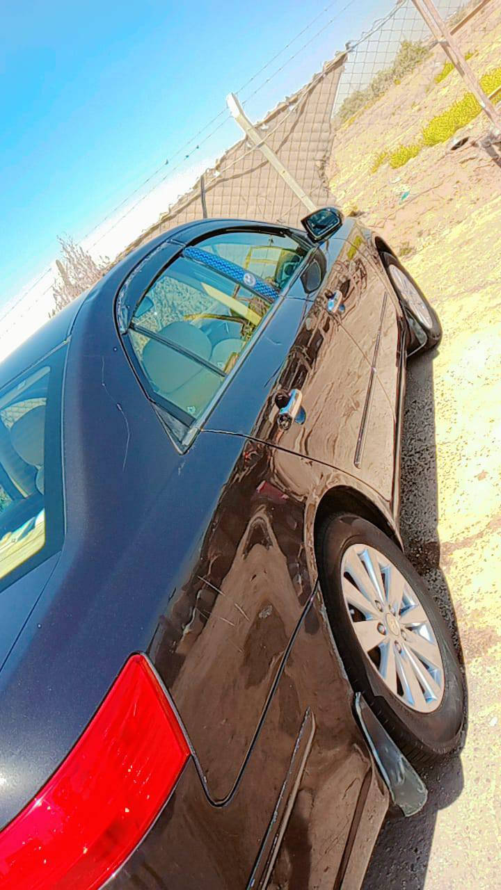 السلام عليكم سيارة سوناتا ٢٠٠٩ رقم بغداد بأسمي رقم انكليزي وارد أمريكي  كير 5نمر محرك2400 تخم تاير جديد باتري جديد اربع دسك  داخل جديد بيجي وجوزي بيه صبغ اربع قطع بدون حادث ولا دواخل ولا معجون ليبل واحد السيارة كله والشواصي والحوض الخلفي سليمات دكه جاكوج مابيهن والباقي موضح بالصور السيارة كلها السعر اتصل    العنوان بابل الإسكندرية للاتصال ***********/////***********
