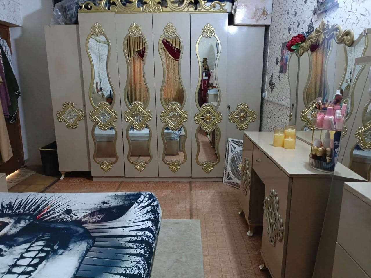غرفه نوم. 9 قطع. بدون ضرر.
سعرها 600 وبيها مجال مكان بلديات. 

+964 770 779 8761


**إذا كنت صاحب هذا الإعلان وتريد حذفه لأي سبب، رجاءا أرسل رسالة إلى الدعم الفني**