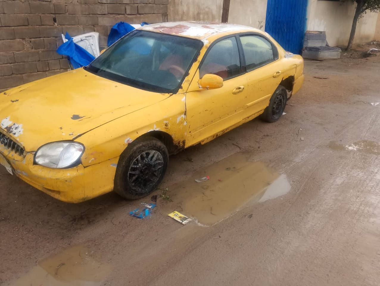 السلام عليكم سياره سوناته لبيع مكينه وكير كورلا شغاله ما اندل راعيها سعرها مليون***********
