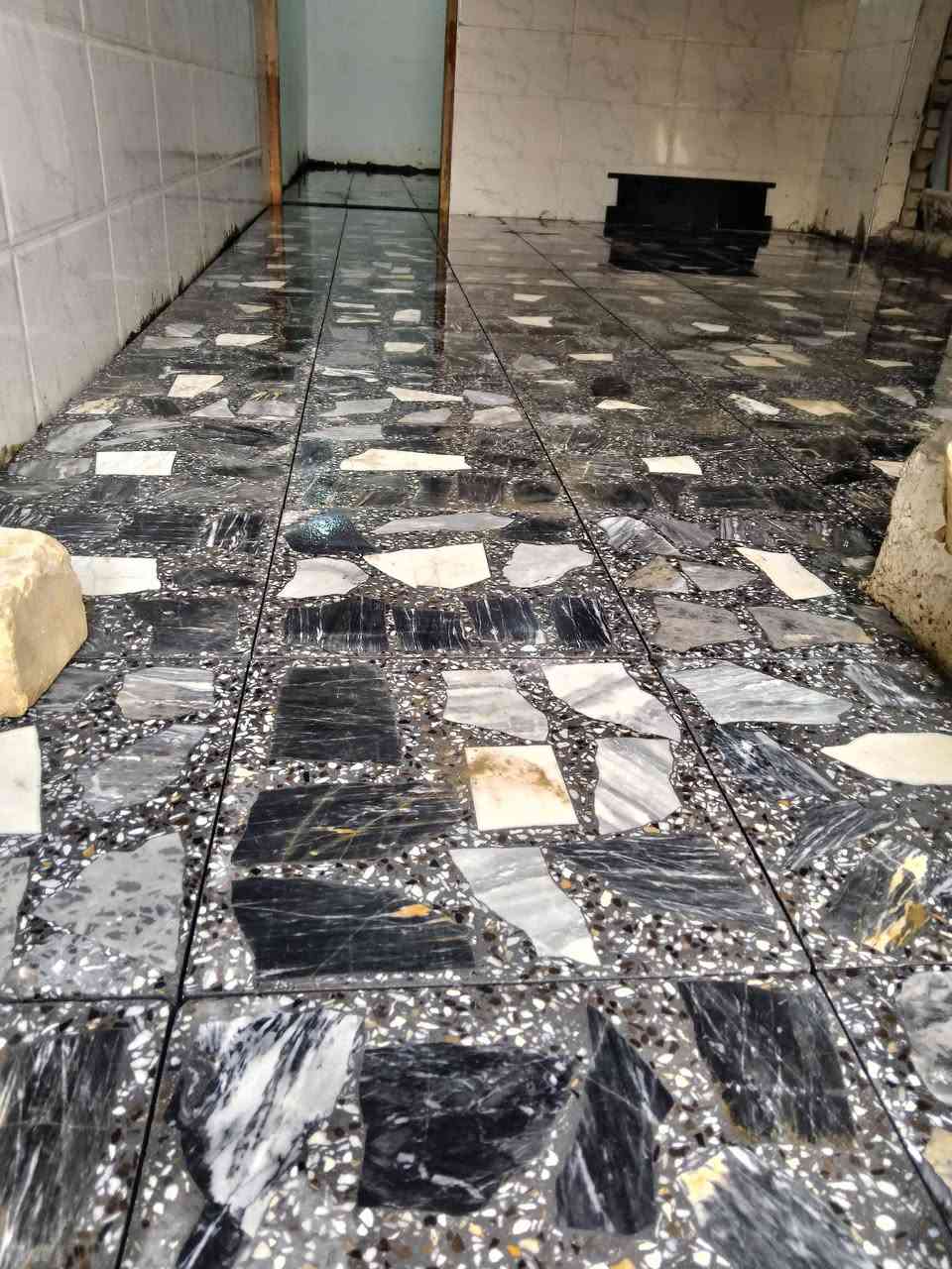 سلام عليكم خلفة تطبيك كافة السراميك جدران ارضيات 

مرمر كاشي بورسلين بايات درج عمل لوح بورسلين ترميم 

بيوت لتزام بل عمل سعر مناسب مكاني ***********
