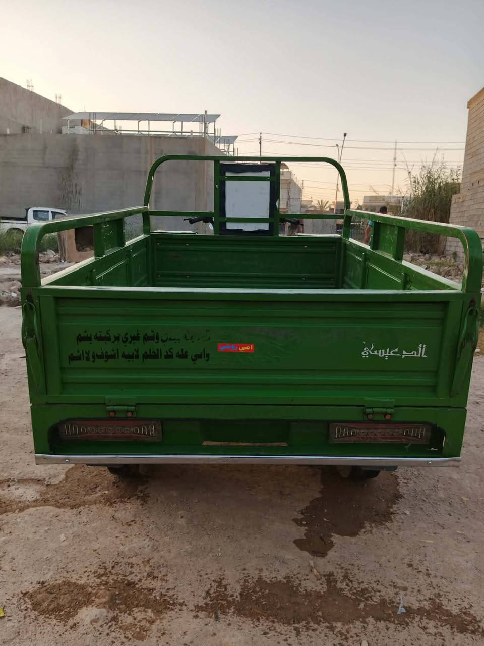 سلام عليكم ستوته للبيع موديل 23ستوته حله من لبصوره سعرهه 2300 وبيهه مجال حك لجيه ولبكان ديالى ***********☺️
