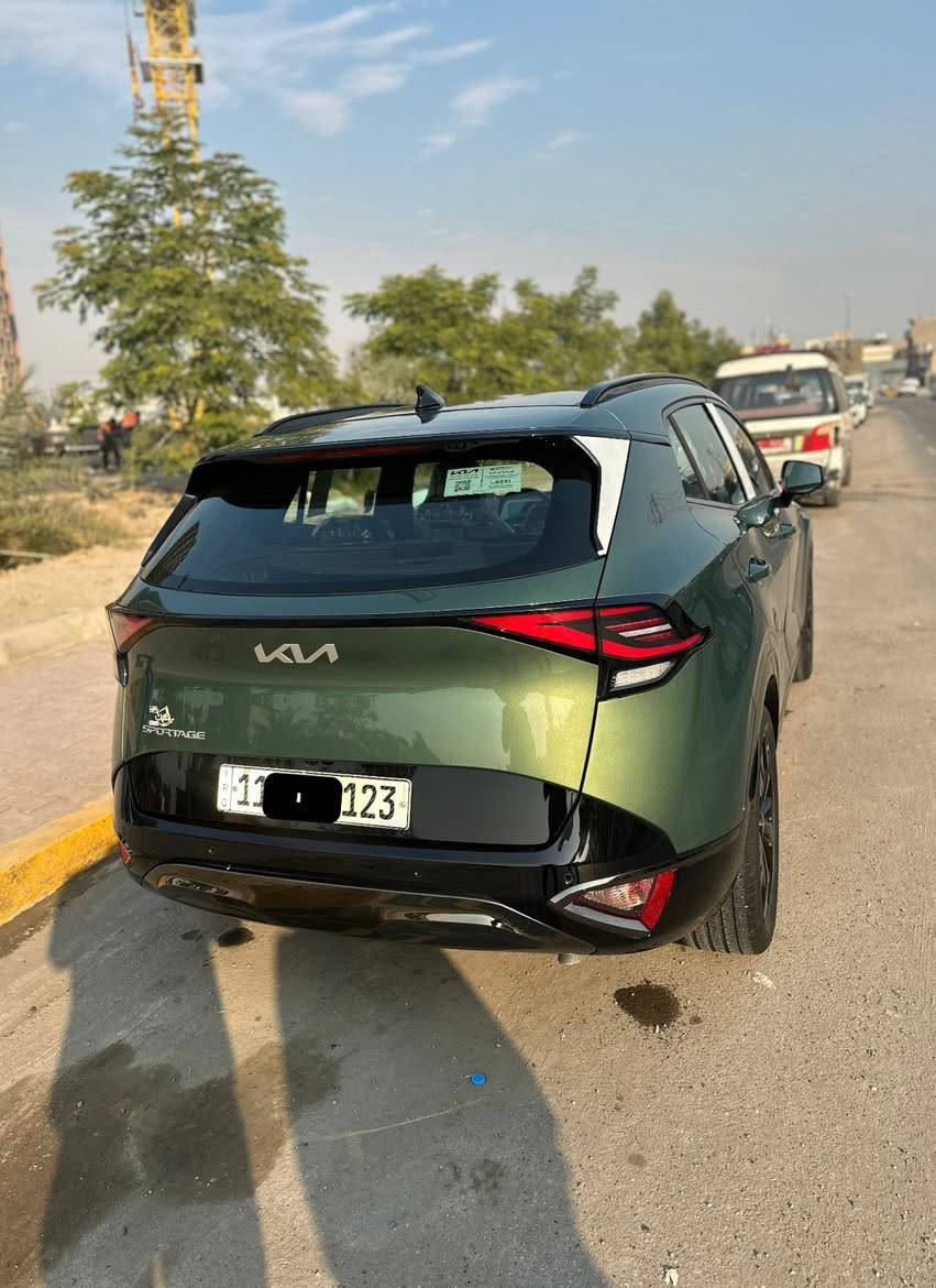 كيا سبورتج 2025 موديل بلاك ادشن لون زيتوني (مميز) فول مواصفات
الرقم بغداد
وارد خليجي شبه زيرو ماشية 3.600
- تشيغل عن بعد
- محرك 2000 دوش
- سقف بانوراما 
- 6 ايرباك للامان العالي
- صندوك كهرباء
- مقاعد امامية كهرباء
- تدفئة كشنات والستيرن
- شفتات تبديل خلف الموقد
- كامرا + حساسات
- ويل كاب 19 انج لماع
- شباك لماع
- داخل جلد زيتوني ملكي
- مرايا سوداء
- درايف مود + اوتو هولد
- هاند بريك بصمة
- تحكم ستيرن جهتين
- شاحن لاسلكي
تبديل دهن مجاني 5 مرات
السيارة داخل ضمان الدولية العراقية
السيارة بيه طخة مثل ما موضح بالصورة 
السعر 255 ورقة 💵
مكاني بغداد الحرية
الرقم ***********
