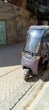 للبيع دراجه شحن للاتصال على الرقم 07735993811