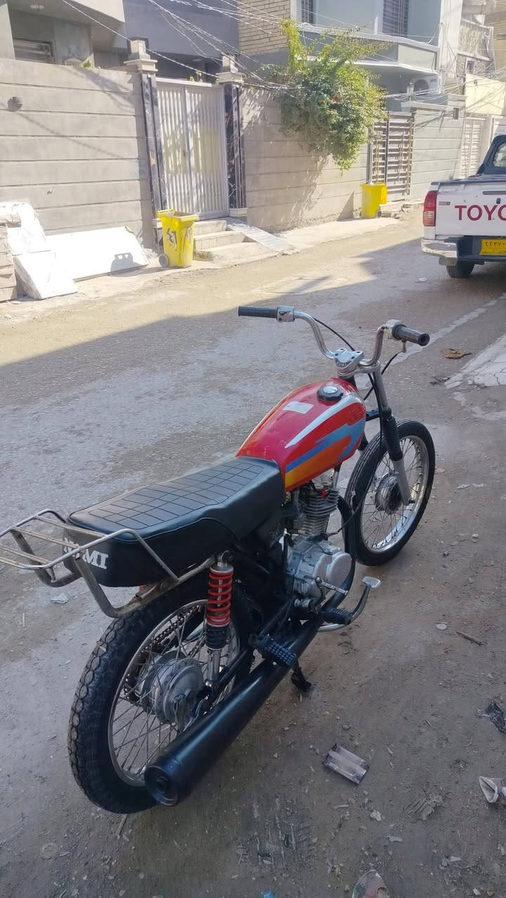 للبيع 4 كير نامه شلامجه مديل 2024 اكلك مكفوله عن سرقه مكان كربلاء قرب فندق شراي تصل  ‏
‪0771 960 8899‬‏
