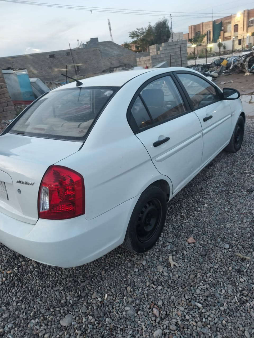 السلام عليكم اكسنت 2008محرك 16 كير ومحرك شرط بيها صبخ شبر ب بنيد فقط سياره حاهزه حدايه حلوه رقم بغداد مشروع وطني السعر 88وبيها مجال للاستفسار***********
