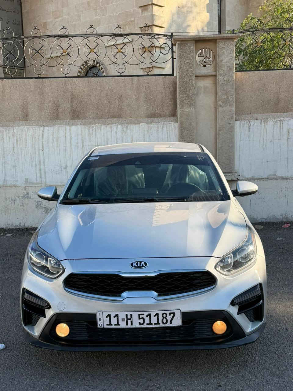 للبيع كيا فورتي موديل 2020
بدون صبغ فقط دعاميات والصندوك  مبدل نفس اللون السيارة جديدة بمعنى الكلمة مواصفات  شاشة كار بلي  رادار امامي  ويل كب كامرة خلفية تحديد مسار 
صدر جديد تايرات جدد
كير at بلادي 
المحرك فقط مبدل راجز 
ماشيه :105mi 
مكاني بغداد العامرية  السعر 135 وبيه مجال شي بسيط
للاستفسار:***********
