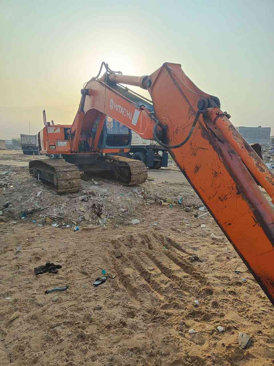 حفاره ثري للبيع موديل 96 رقم ذي قار بسمي تحويل اووكاله في البصره السعر 100 وبيه مجال ***********
