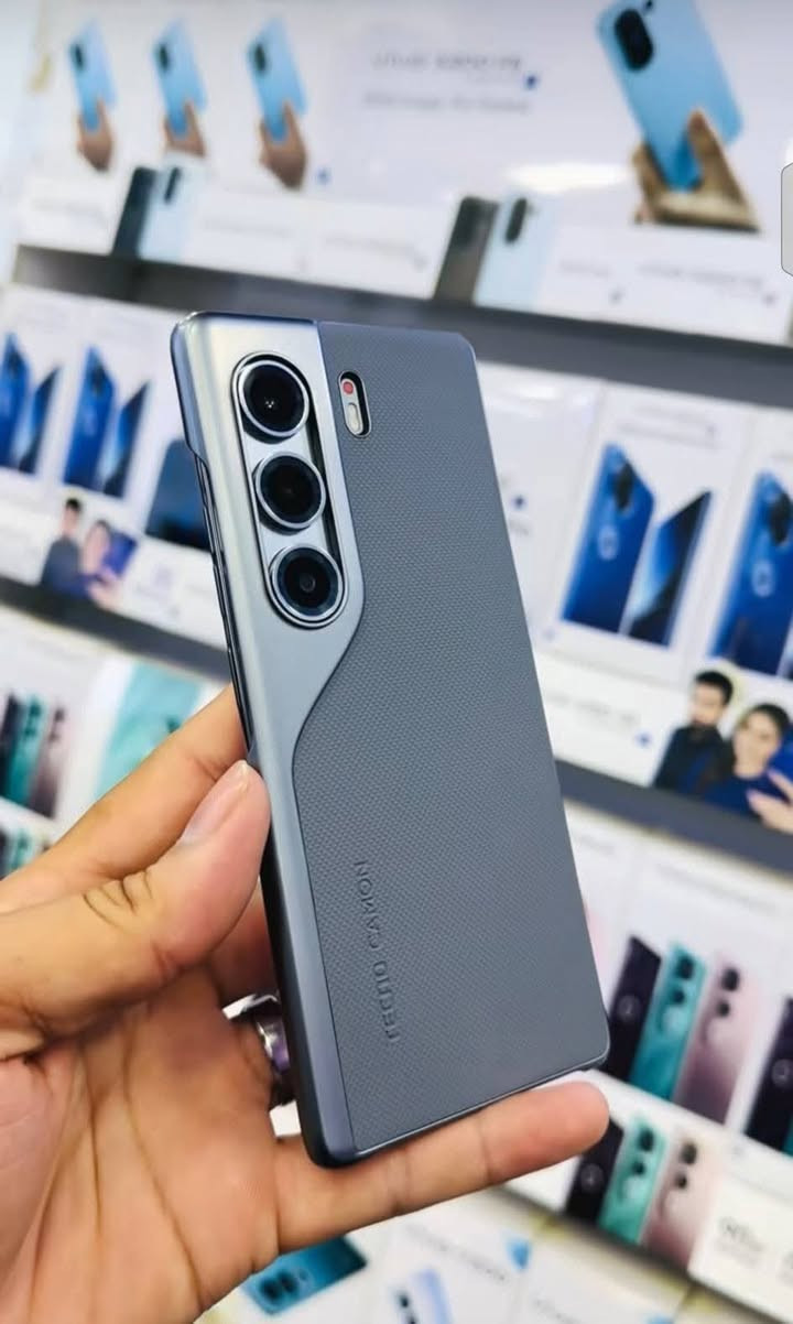 سلام عليكم جهاز تكنو كامون 40 برو 5g بي شخط بالشاشه مامبين مستخدم شهر مراوس بأيفون ونرهم على الفرق


**إذا كنت صاحب هذا الإعلان وتريد حذفه لأي سبب، رجاءا أرسل رسالة إلى الدعم الفني**