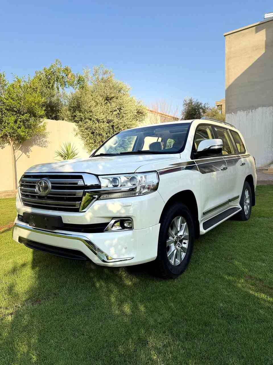 بسم الله ماشاءالله

TOYOTA LAND CRUISER 

موديل  : 2017

المسافه المقطوعه 80

محرك :    6


**إذا كنت صاحب هذا الإعلان وتريد حذفه لأي سبب، رجاءا أرسل رسالة إلى الدعم الفني**