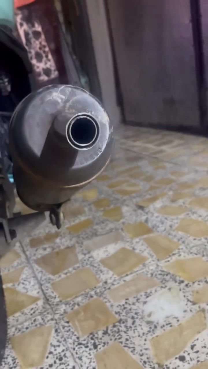 السلام عليكم 
دراجة سكنس فحل نوزل خطين 
دراجه مامتعوبه دهن ڤيكاسول اذربيجاني  وبانزين محسن
بوشه رياضيه ٥٨ 
صدر امامي رياضي وخلفي ابو البطل 
كلجات رياضي 
صالنصه رياضي بوري عدل 
اشاير رياضي 
عدسة مازده رياضي
كشن رياضي ابو التجه 
قاعدة رقم RGS 
قاعدة رقم شاصي 
وبيه بعد تزويد  
 السبب صاحبهه مدعوم  + الدراجه بيهه شخوط فقط! 
السعر ٨٠٠ قفل  
رقم واتساب ***********
