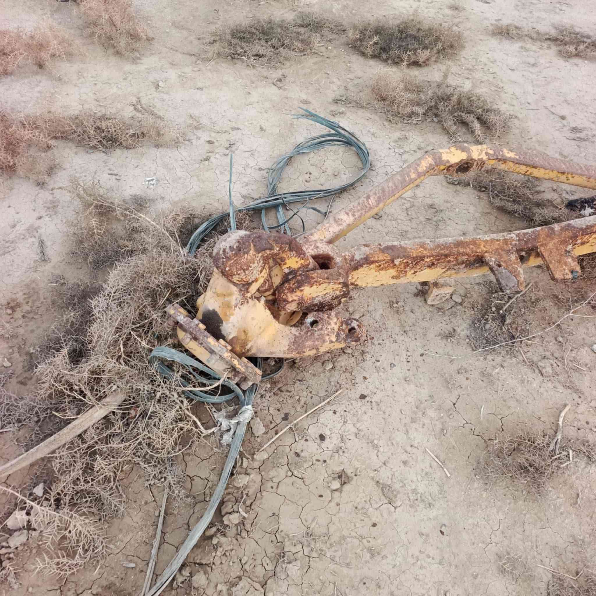 السلام عليكم صدر گليدر للبيع للاستفسار***********
