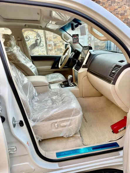 لاندكروز 2019 مكفوله كفاله عامه8 سلندر  رقم بصره جديد سنويه جديده  ساز اصليه شاحن ويرلس طفايه بلاد كشنات كهرباء كشن السايق 3 دكم 8 رباكات جنطه شفط ماشيه 66 الف السعر 545 وبيه مجال بسيط للشراي التصال على الرقم *********** او *********** البصره قضاء المدينه Singapore
