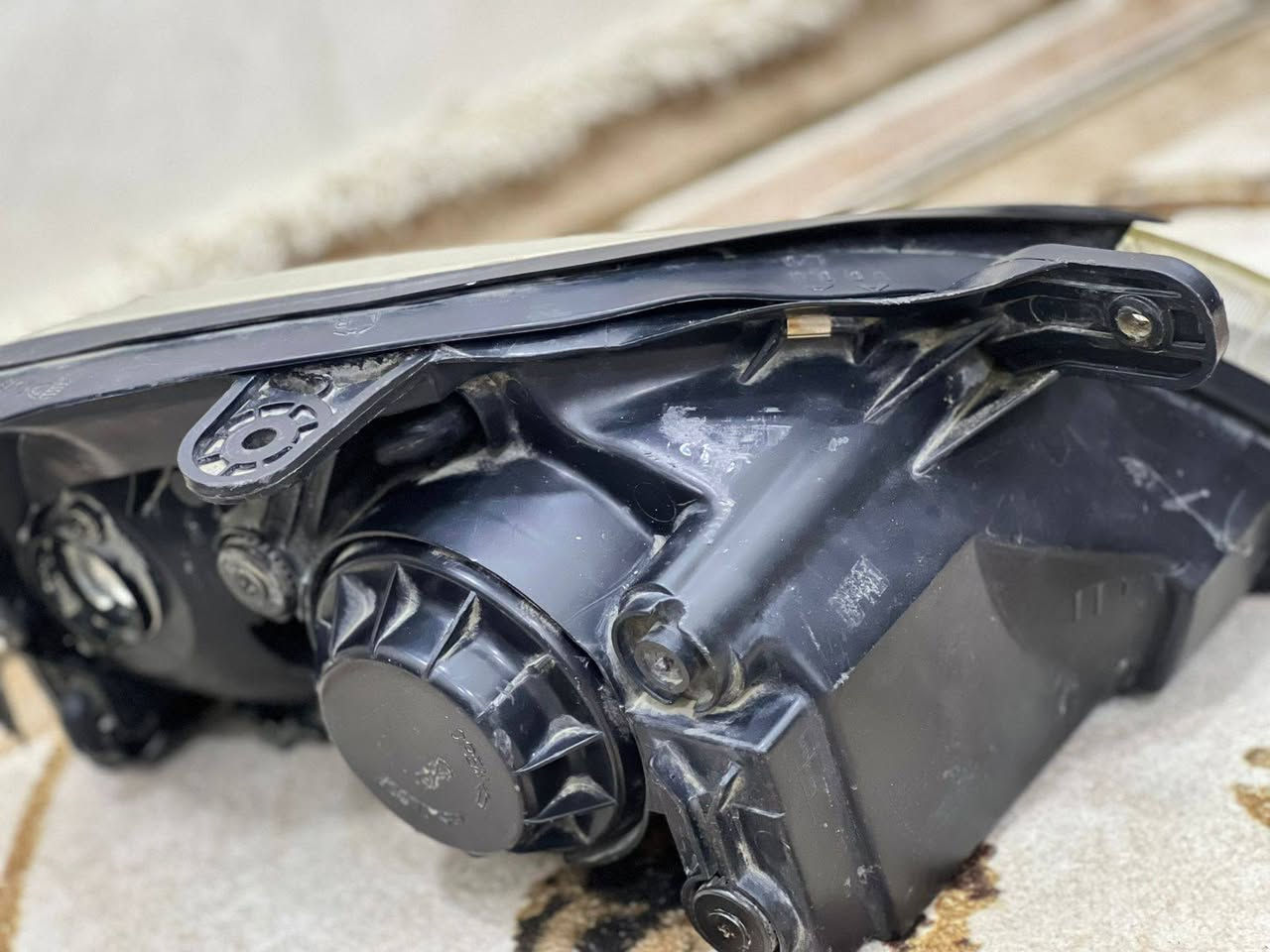 السلام عليكم
لايتات كيا ريو الشكل القديم اصليات مال الشركه 
السعر 35الف
العنوان بغداد الشعب
***********
متوفر فقط واتساب
