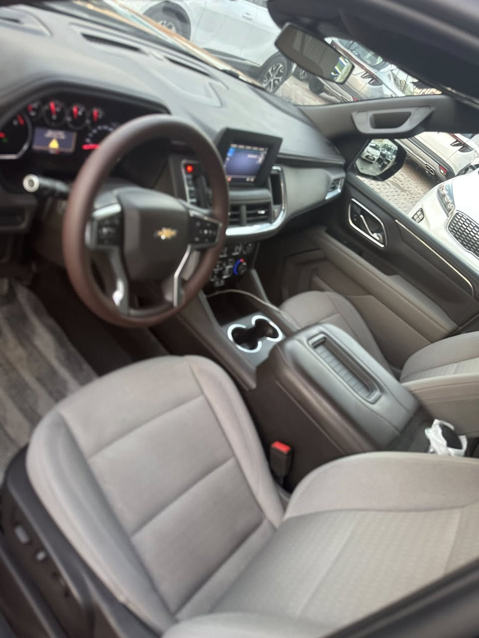 السلام عليكم للبيع تاهو2024  LS خليجي وكالة ماشيه 57000كم مكفوله كفاله عامه السعر 48500$ مكان السياره الكريعات معرض الريان ***********
