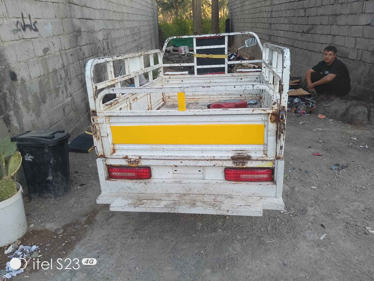 السلام عليكم شباب ستوتة للبيع ام الطير نضافة خير من الله نكرة سلف ما تصرف عليهة الف المكان ديالى تقاطع السادة الستفسار هاذة الرقم ***********
