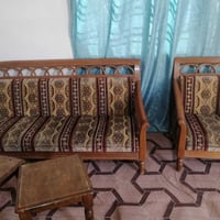 ١٠ مقاعد • نظيف • مقابل منشاء نصر