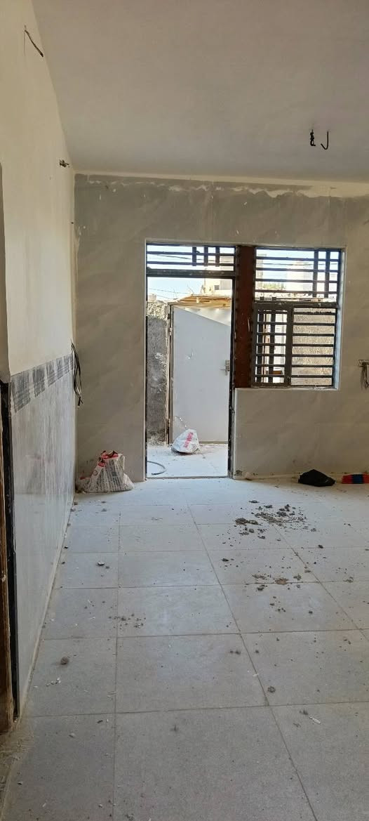 ✨ إعــــلان بيع أو مراوس✨
🌿بيت ١٢٠م طابقين: أربع غرف نوم ودبل صالة واستقبال وتخاريج.

🤚#البناء :الأساس والسقف كونكريت ،ابلوك ،والارضية بورسلين .

💰#السعر: ٦٥ مليون دينار عراقي .

🚖 #العنوان: النجف الأشرف حي الرحمة ،القطاع الأول.

🗣️هذا البيت يرهم بيع ويرهم مراوس مع الفارق .

💫 للاستفسار خاص 📥 أو مراسلة صاحب الشأن نفسه:

***********
