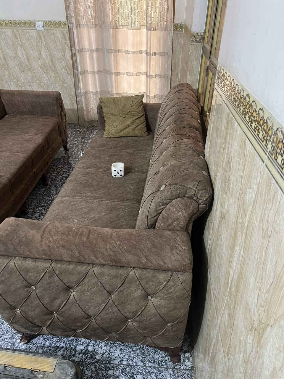 السلام عليكم غرفه نوم مع تخم مع مطبخ للبيع المكان الدوره السعر للكل مليون و٧٥٠


**إذا كنت صاحب هذا الإعلان وتريد حذفه لأي سبب، رجاءا أرسل رسالة إلى الدعم الفني**