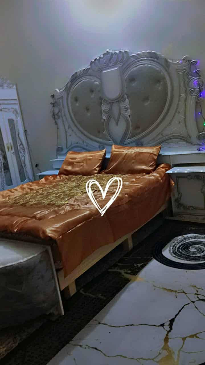 من رخصت لادمن
غرفة نوم مستعمله 5 اشهر  للبيع بسعر مناسب جداً جداً 
550 الف مستعجل للبيعه لأن اريد اشيل 

الرقم للتواصل ***********
