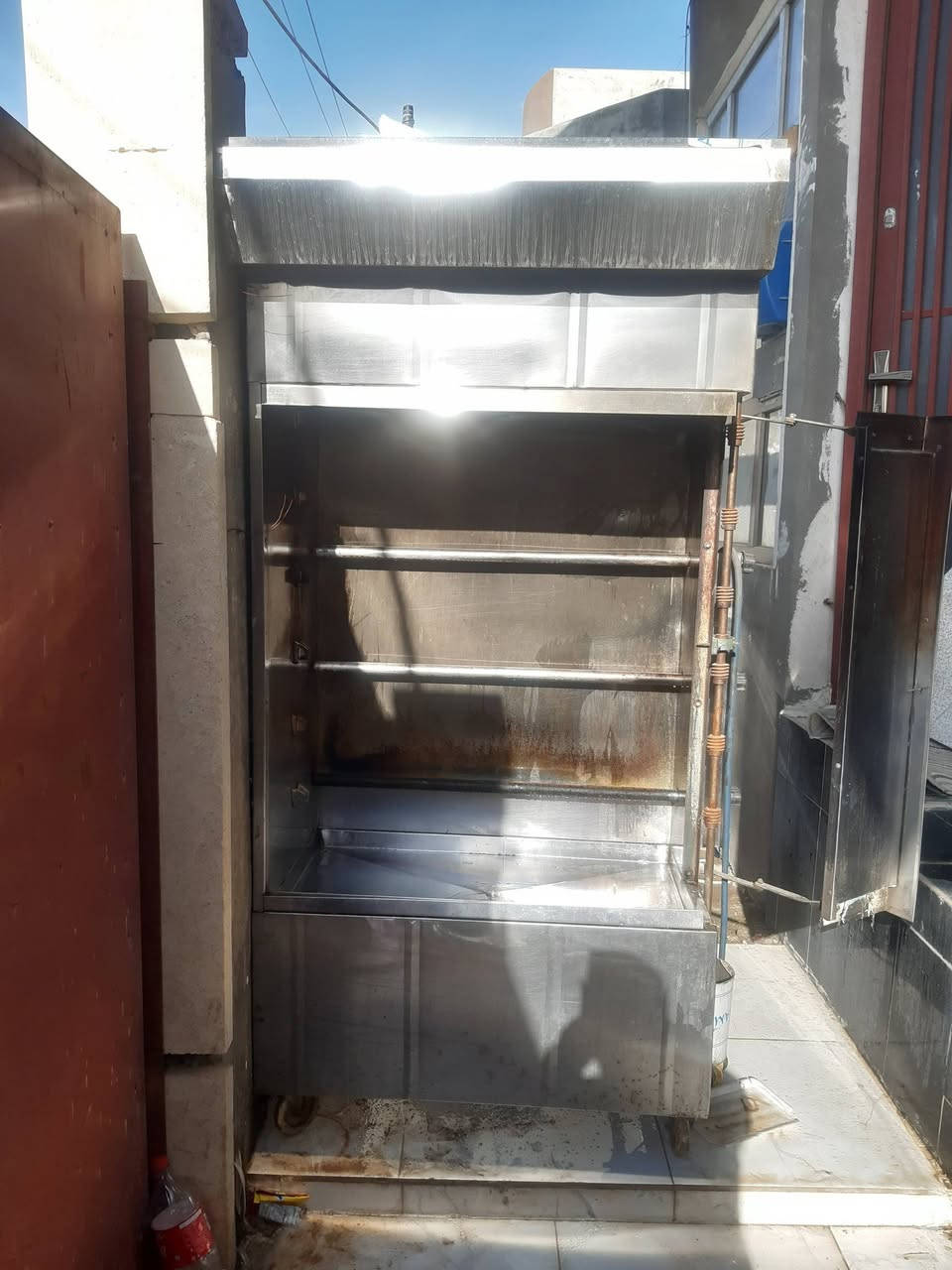 شواية دجاج كاملة مستعملة حييل نظيفة للبيع 
٥٠٠ وبيها مجال


**إذا كنت صاحب هذا الإعلان وتريد حذفه لأي سبب، رجاءا أرسل رسالة إلى الدعم الفني**