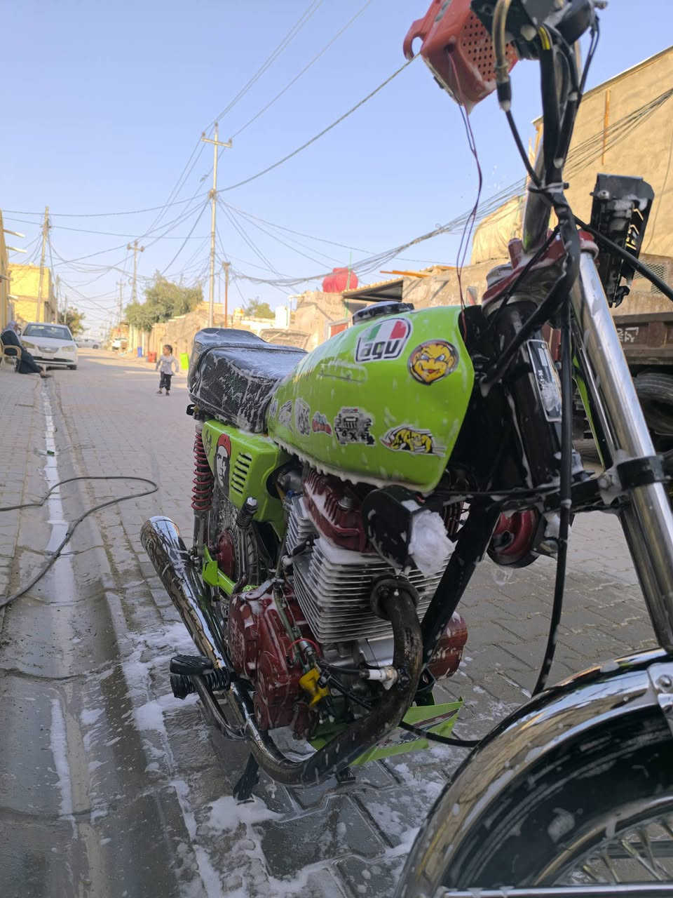 دراجه للبيع بسعر 800الف وبيهه مجال للتفاصيل اتصل علا هاذه الرقم ***********
