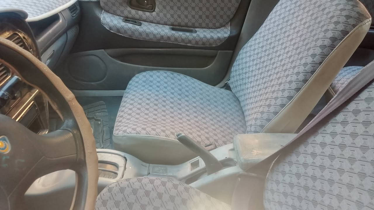 السلام عليكم
بروتون ٢٠٠٤ باسمي كير اوتو 
كير محرك مكفول تبريد شغال بيها صبغ صفحتين للجماليه بدون ضرر اثر شخوط صدر امامي خلفي جديد كهربائيات كلها شغاله دوشمه جديده اريدها ب٤٦ وبيها مجال مكاني الشعب حي سومر ***********
