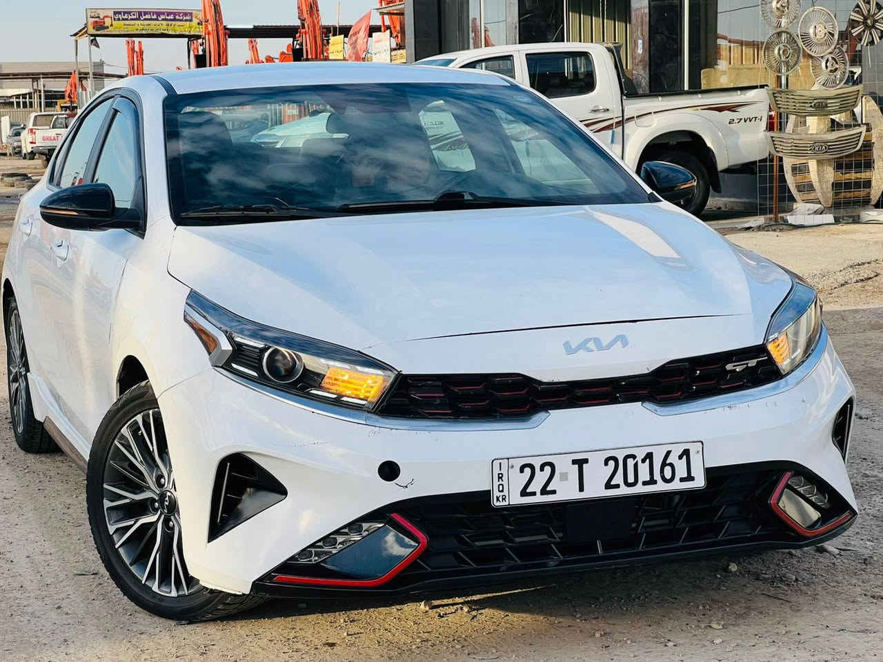 سلام عليكم 
فورت للبيع 
موديل 23 
فول مواصفات من عداه الفتحه 
شبر بارد بلباب سدر 
رقم الهاتف ***********.   ***********
