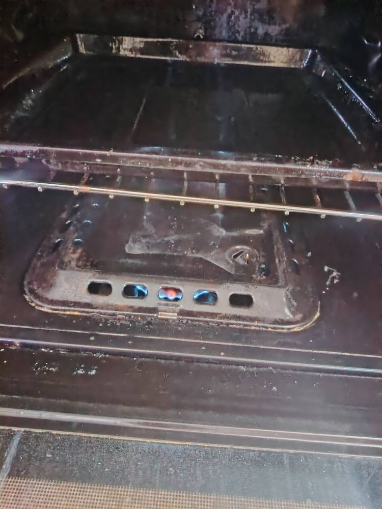 طباخ ٤ عيون شرط نارو دمعه شرط لاخياس ولا زنجار حيل نضيف اخو الجديد السعر ٨٠ الف نهايتها شاري اتصل عنوان وادي حجر *********** *********** موصل, نينوى
