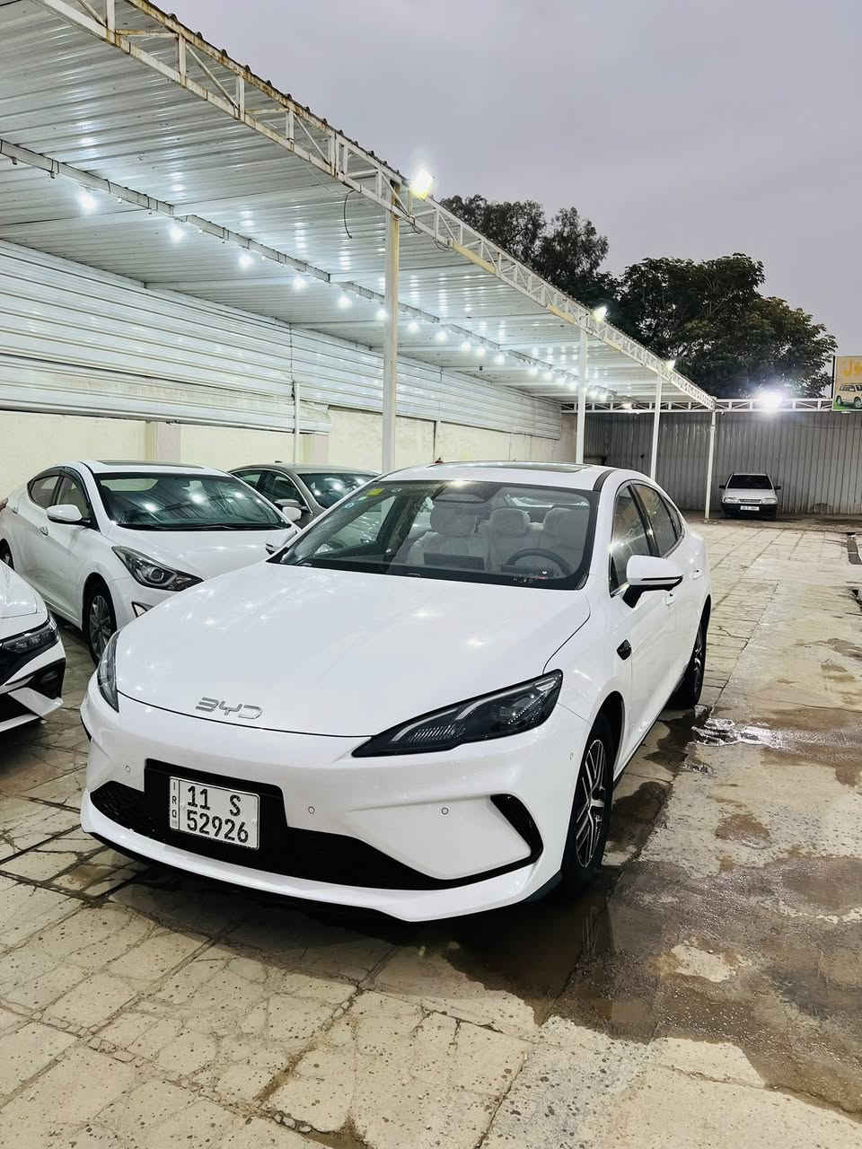 السلام عليكم 

Seel 5
فول مواصفات 
13 كامرة 
اوتو بارك 
رادار 
داخل ابيض 
حساس امامي خلفي 
ويل كروم 
فتحة سقف 
تانكي 65 لتر 
تمشيك 2100 
مرقم بغداد 
عداد 3000
السعر 22500

مكان السيارة النجف التواصل 
***********
