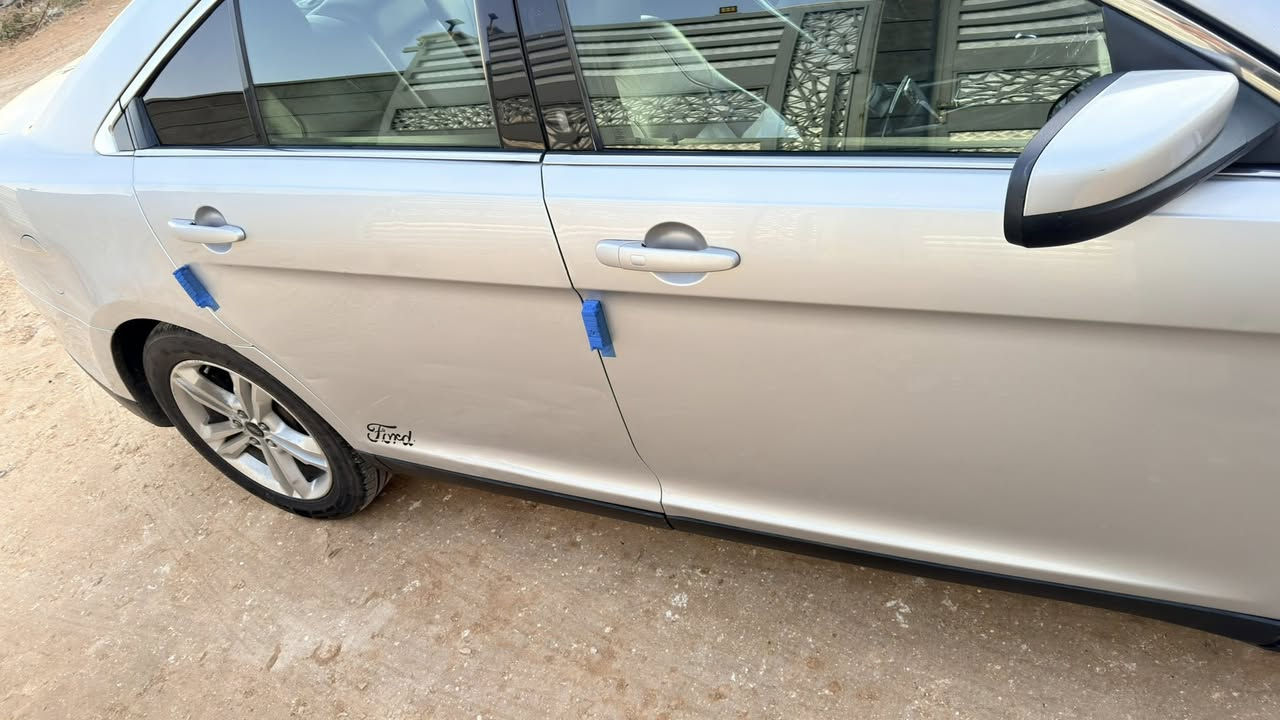 السعر 138
فورد تورس 2019 محرك V6 3.5L
المسافه المقطوعه 85 الف قابل للزياده
ادامة ماء راديتر فلاتر زيت ناقل الحركه و4 اطارات 
السياره بحالة فوق الممتازه كير محرك كفاله كهرباء كفاله
  خاليه من اي مشكله 
بغداد تحويل مباشر 
بصمه دخول ذكي تشغيل عن بعود داشبورد لمس داخل جلد اسود
حادث السياره جاملغ ايمن + قطع صبغ بنيد +2 جاملغ +ربع باب

للشراء تواصل عبر الوتساب فقط ماكو ماسنجر 
***********
