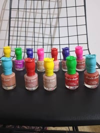 مستحضرات تجميل • توصيل