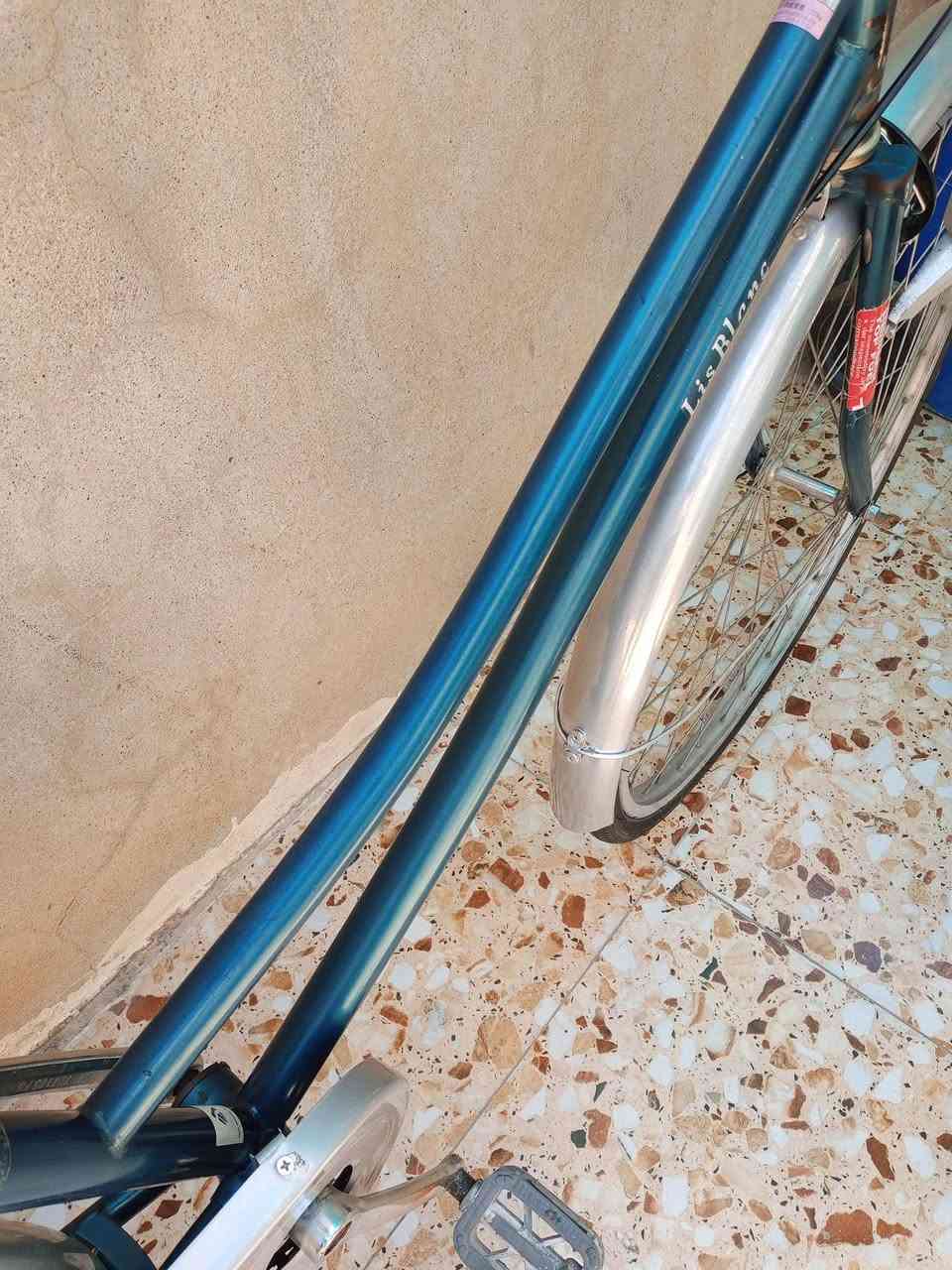 باسكل للبيع حجم 27 موديل 16 عنوانه كركوك شراي خاص.


**إذا كنت صاحب هذا الإعلان وتريد حذفه لأي سبب، رجاءا أرسل رسالة إلى الدعم الفني**