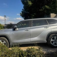 للبيع  تويوتا هايلندر هايبرد ٢٠٢٤ مواصفات le بيه تبديل ٣ ابواب وجاملغ ...