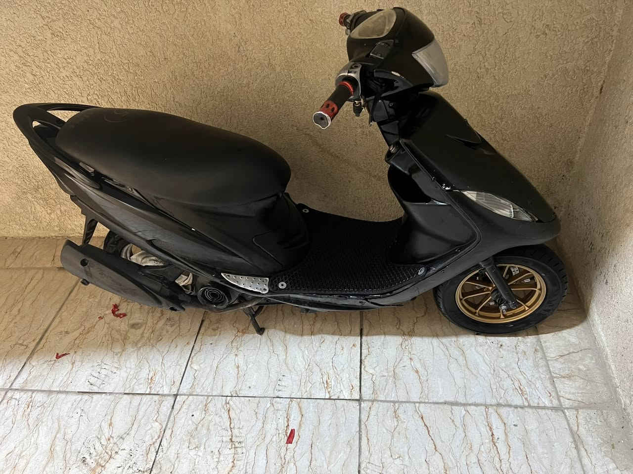 سلام عليكم من رخصت أدمن الكروب دراجه البيع 350 قفل مكاني بغداد البياع شراي يتفضل خاص ***********
